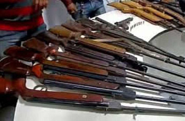 ग्वालियर कलेक्टर इन 10 लोगों के शस्त्र लायसेंस किए निलंबित