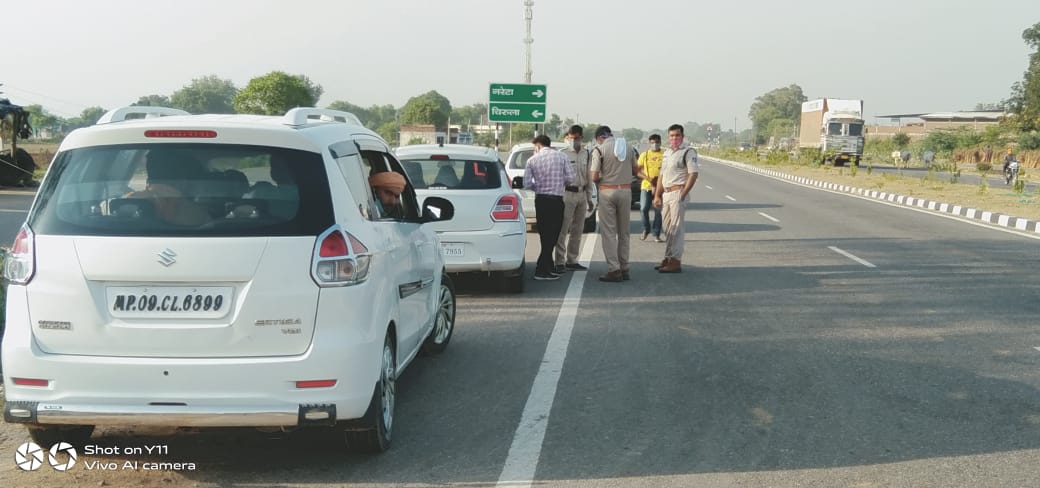 checking on MP - UP Border