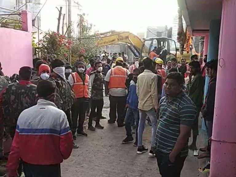 Action continues on illegal construction of history baba Ramesh Tomar