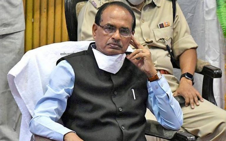 Corona वैक्सीन के विरोध पर CM Shivraj ने जतायी हैरानी , कही ये बात 