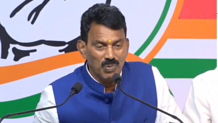 मंत्री तुलसी सिलावट ने दिखाए तेवर सरकारी काम में नुकसान होने पर अधिकारियों से की जाएगी वसूली