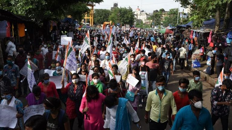 किसानों के भारत बंद को कई राजनीतिक दलों ने दिया समर्थन,विधानसभा चुनाव के एक दिन पहले भारत बंद का किया ऐलान