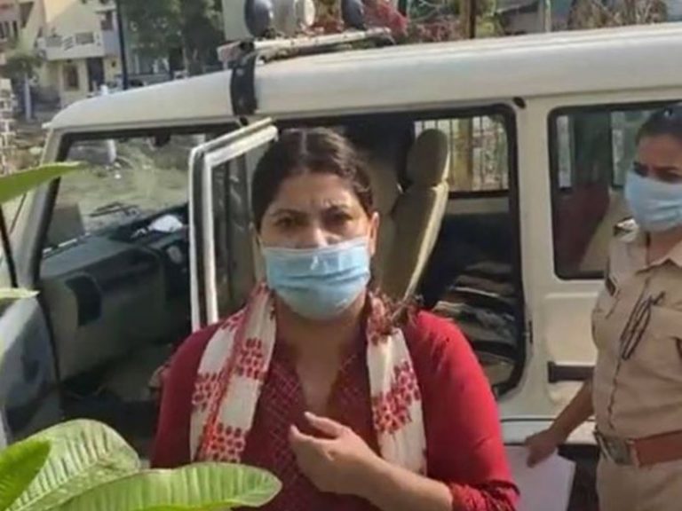 उज्जैन में कांग्रेस प्रवक्ता नूरी खान को पुलिस ने किया गिरफ्तार