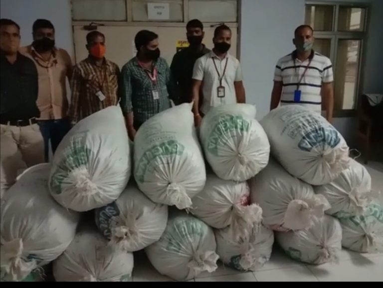 प्याज की आड़ में डेढ़ करोड़ के गांजा की तस्करी का खुलासा, मुखबिर की सूचना पर क्राइम ब्रांच ने की कार्यवाही