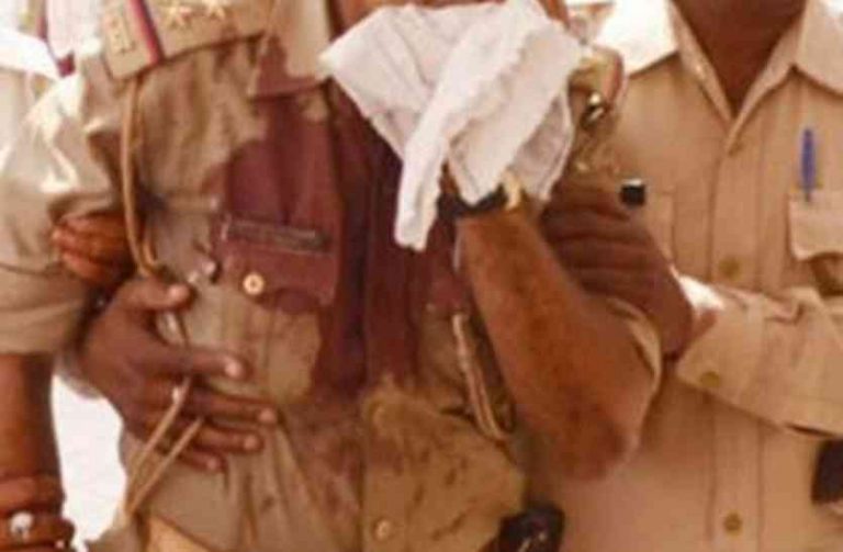 रतलाम में रामलीला देख रहे 300 लोग पुलिस ने मना किया तो कर दिया हमला ,भागकर बचाई जान पुलिसवालों ने