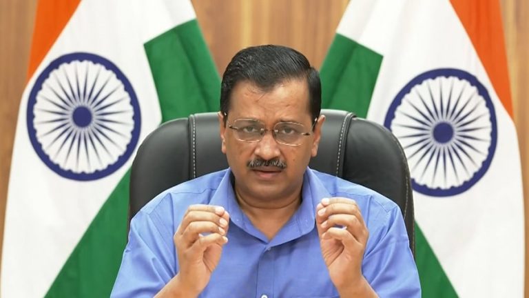दिल्ली में लॉकडाउन एक हफ्ते बढ़ा, कल से मेट्रो भी नहीं चलेगी सीएम ने किया एलान
