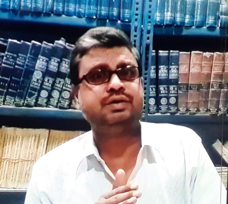 वकीलों को भी कोरोना वॉरियर्स किया जाए घोषित, वैक्सीनेशन के लिए भी अलग से हो सुविधा