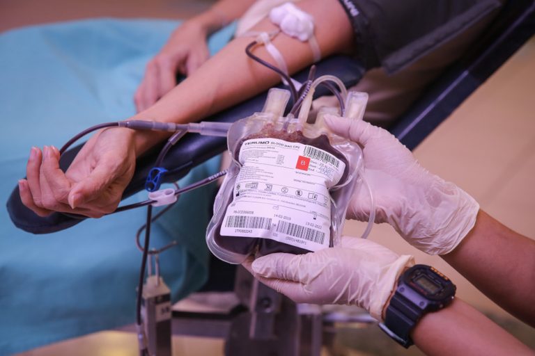 आज विश्व रक्दाता दिवस 16 जून को इस तरह पुरे देश में बनया जा रहा है