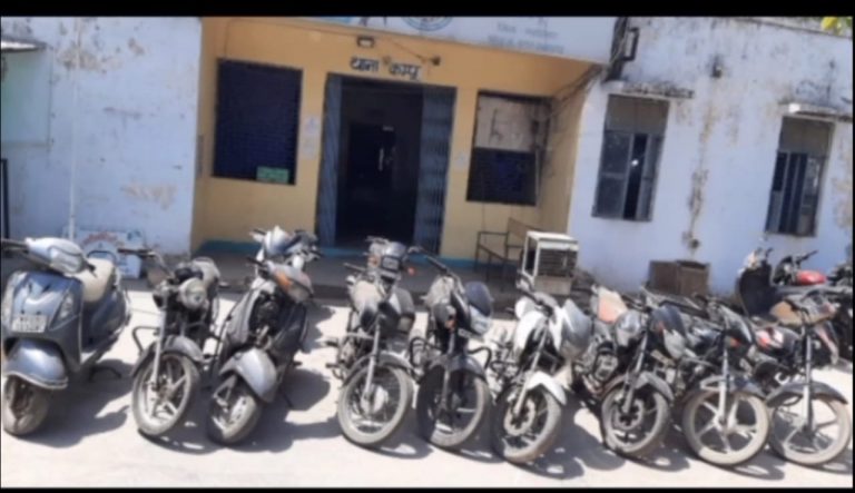 वाहन चुरा कर करते थे नशे का शौक पूरा, पकड़ में आए चोर गैंग से पुलिस ने 11 गाड़िया की बरामद