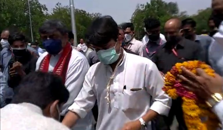 अवैध खनन पर बोले ज्योतिरादित्य सिंधिया, कहां अवैध खनन किसी कीमत पर नहीं होगा, मुरैना हमले पर सीएम से करेंगे बात