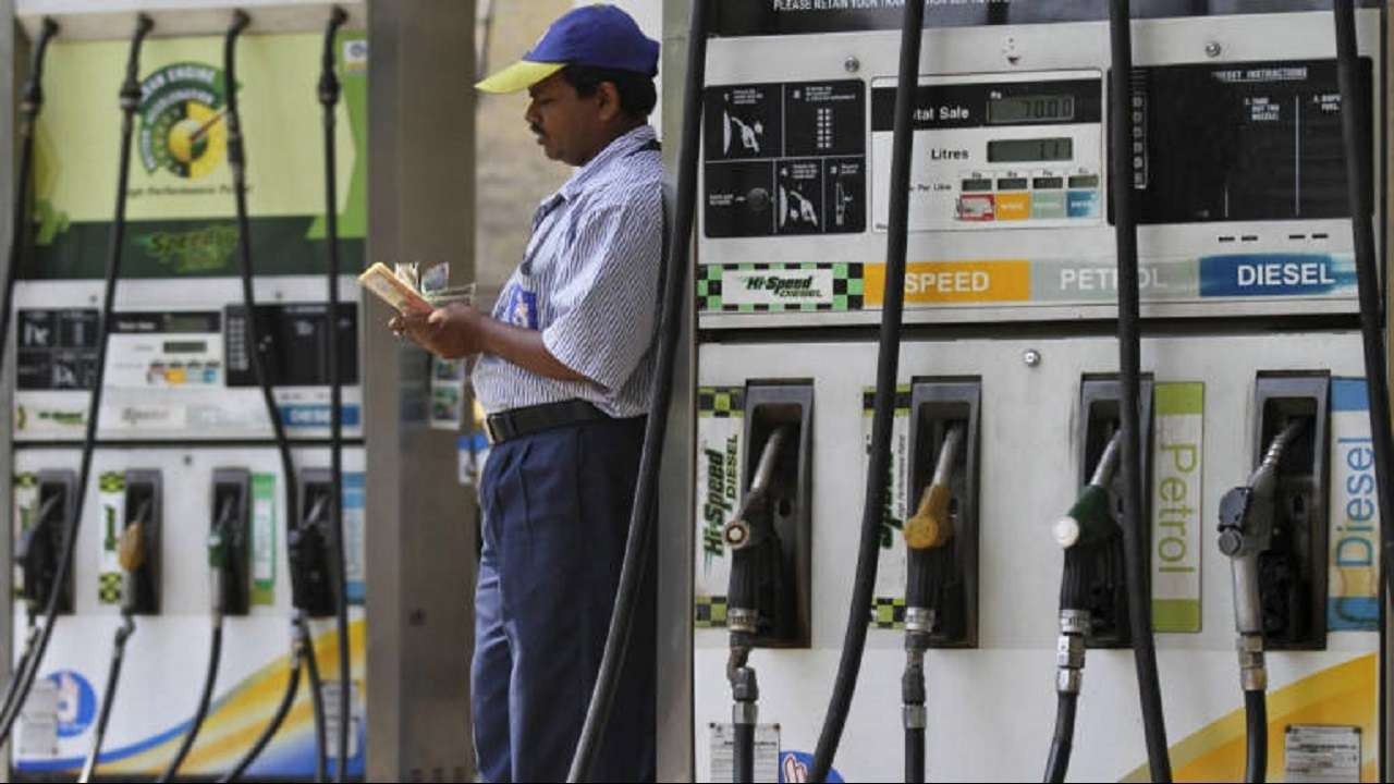 मध्य प्रदेश के इस जिले में मिल रहा देश का सबसे महंगा पेट्रोल,  प्रीमियम पेट्रोल 110 वहीं सादा पेट्रोल 106 रुपए पार 