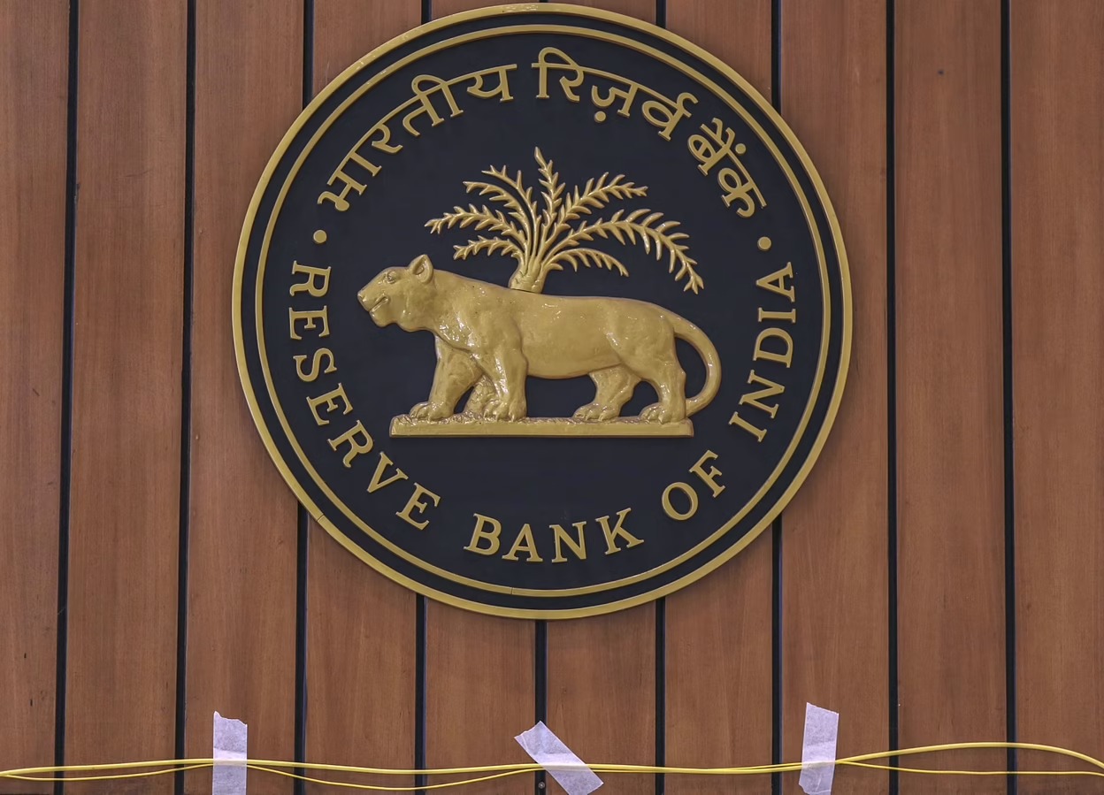RBI New Guidelines : RBI का बड़ा फैसला! अब सांसद-विधायक नहीं बन सकेंगे सहकारी बैंकों के निदेशक