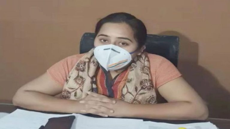 MP में SDM पर गिरी गाज और इन अधिकारिओ पर हुई FIR