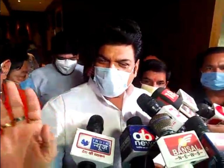 मंत्री गोविंद सिंह ने विपक्ष के आरोपों को नकारा, कहा RSS समाज सेवा करती है और सबको साथ लेकर चलती है