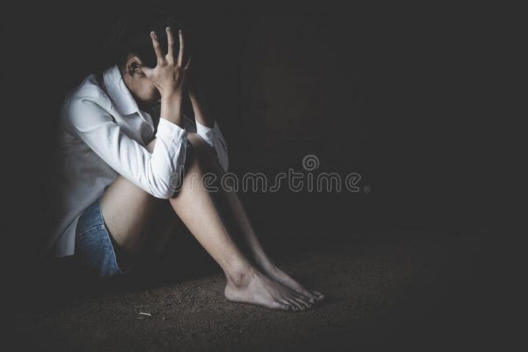 इंदौर में स्टाॅक मार्केट संचालक ने किया असिस्टेंट डायरेक्टर के साथ दुष्कर्म, शादी करने का दिया झांसा 