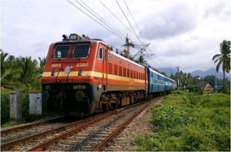 रेल यात्रियों के लिए खुशखबरी, इन 5 ट्रेनों में मिलेगा जनरल टिकट.