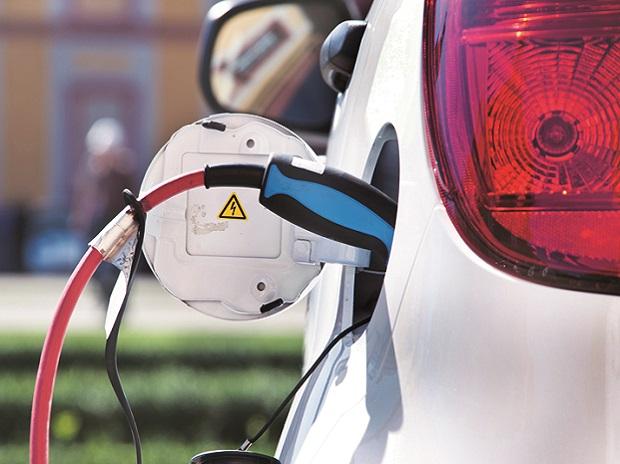 electric vehicles india 2030