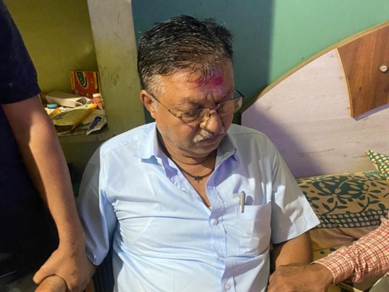 लोकायुक्त पुलिस की कार्रवाई, 5 हजार की रिश्वत लेते CMO को किया गिरफ्तार