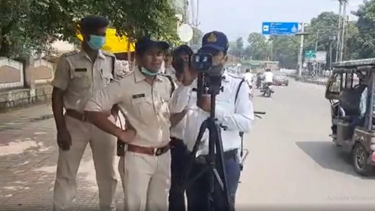 तेज स्पीड में गाड़ी चलाना पड़ेगा महंगा, मौके पर ही कट जाएगा ऑटोमैटिक चालान