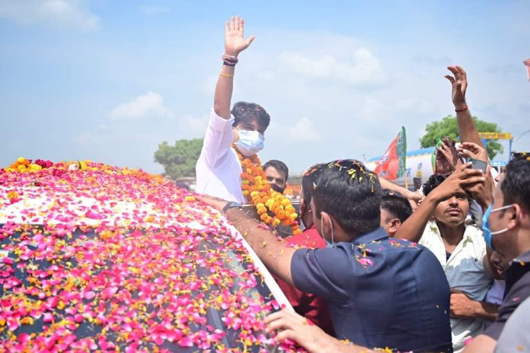 आज केन्द्रीय मंत्री ज्योतिरादित्य सिंधिया का ग्वालियर में रोड शो ,कांग्रेस करेंगी धरना प्रदर्शन