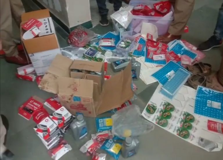 नकली इंजन ऑयल और ऑटो पार्ट्स की फैक्ट्री पुलिस ने पकड़ी, ब्रांडेड कंपनी की हो रही थी पैकिंग