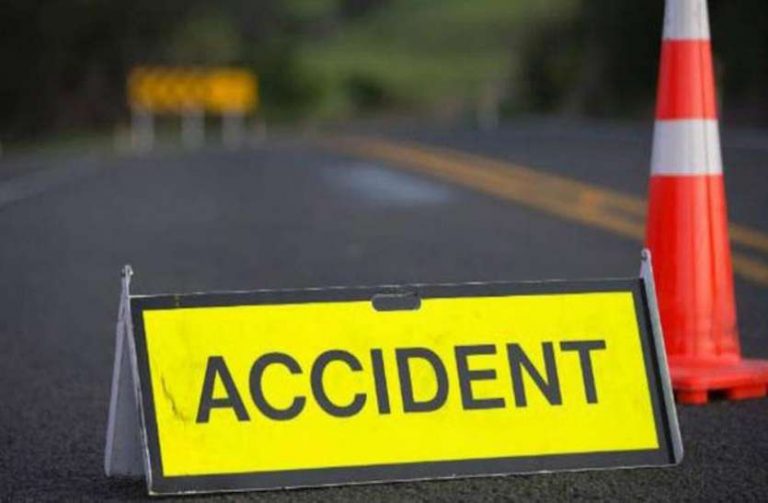 धार में भीषण सड़क हादसा, हादसे में 3 की मौत, 6 लोग गंभीर रूप से घायल…