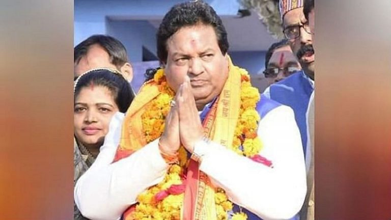 पूर्व सीएम के भतीजे-बहू पर सीबीआई ने दर्ज किया केस,ये है पूरा मामला