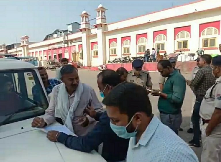 ग्वालियर में फूड सेफ्टी विभाग की टीम ने 6 क्विंटल से अधिक मावा किया जब्त