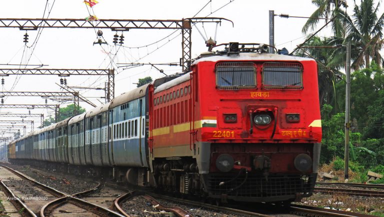 रेल यात्रियों के लिए अच्छी खबर,इन पांच ट्रेनों में मिलेंगे जनरल टिकट..