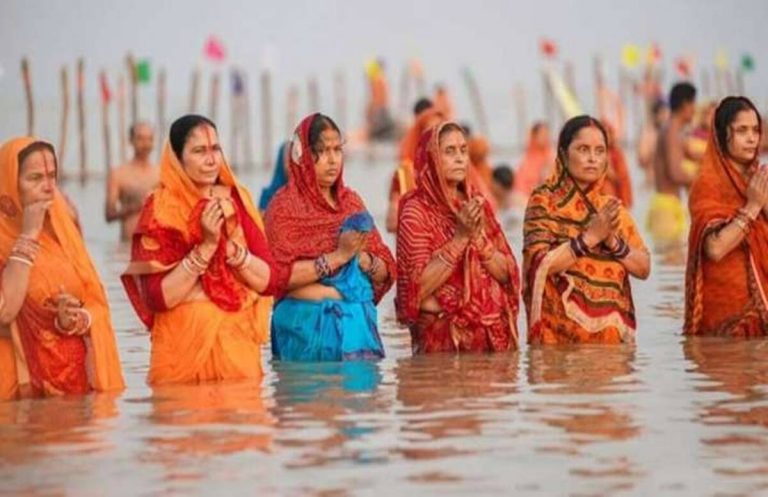 Chhath puja 2021: छठ महापर्व का तीसरा दिन, आज डूबते सूरज को दिया जाएगा अर्घ्य