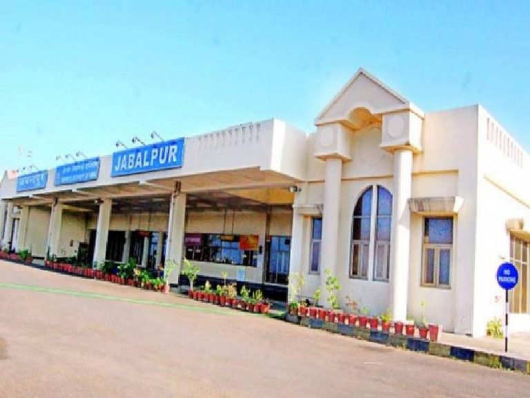 साउथ अफ्रीका से आई महिला जबलपुर में लापता,नए वेरिएंट आशंका स्वास्थ्य विभाग अलर्ट