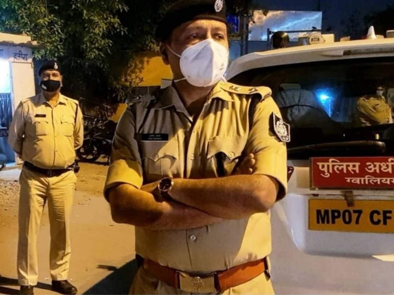 एक्शन में ग्वालियर एसपी, नो एन्ट्री में ट्रकों की एन्ट्री देख की बड़ी कार्रवाई