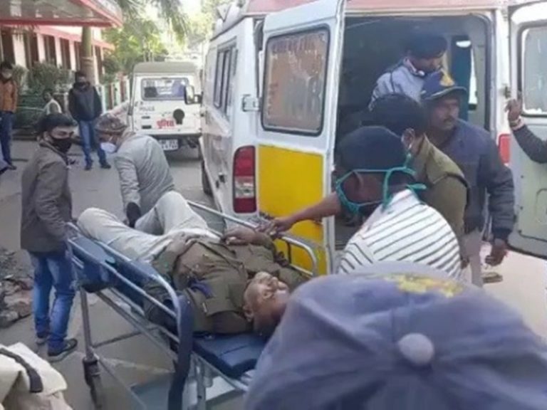 CM शिवराज के कार्यक्रम में जा रही पुलिस के वाहन की भिड़त,इतने पुलिस कर्मी घायल