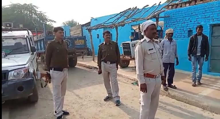 गर्लफ्रैंड को गिफ्ट देने लूटा मोबाइल, मोबाइल ऑन करते ही पुलिस ने दोनों आरोपियों को दबोचा