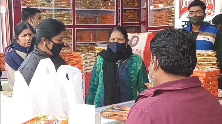 कोरोना से बचाएगी ग्वालियर की ये खास गजक, विदेश में भी हैं गजक के मुरीद