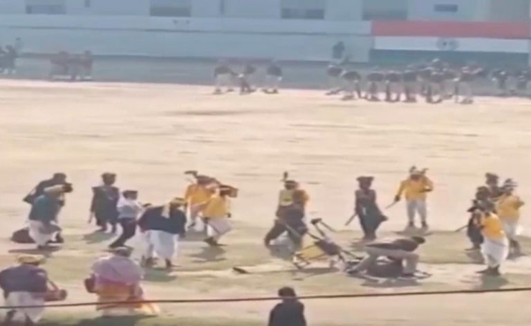 Live Video : जबलपुर में गणतंत्र दिवस समारोह में गिरा ड्रोन, 2 लोग हुए घायल