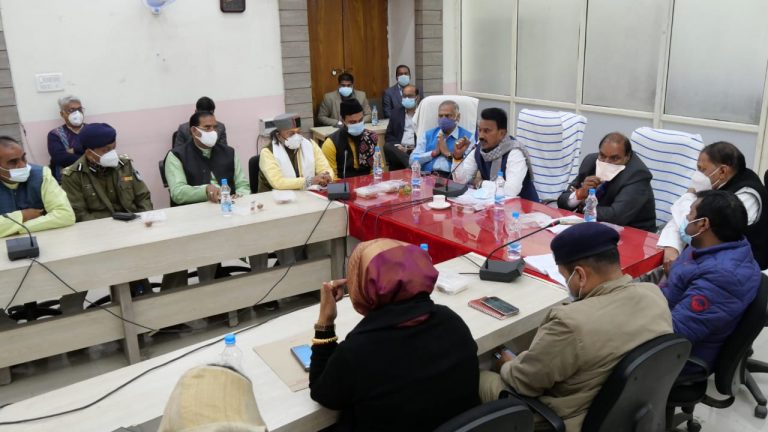 इस जिले में तीसरी लहर में बढ़ती संक्रमण लेकर लग सकता है प्रतिबंध