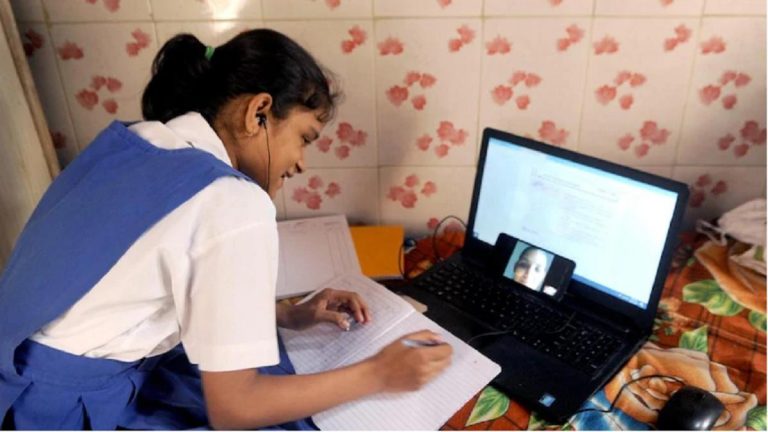 MP के स्कूलों में आज से फिर ऑनलाइन पढ़ाई हुई जारी