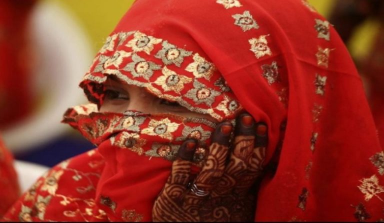 दूल्हे ने घोड़ी चढ़ने से पहले मौत को गले लगाया, शादी की खुशियां मातम में बदली   