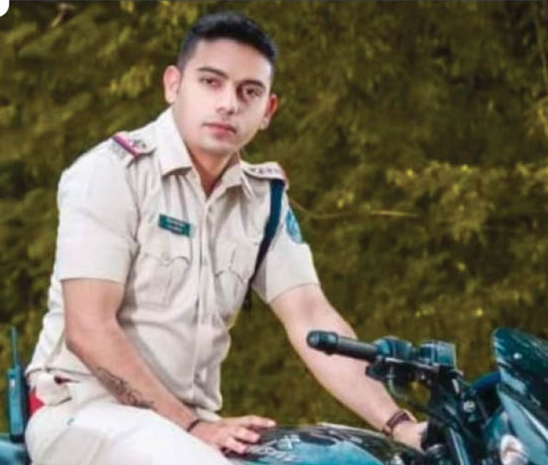 MP में एसआई ने शादीशुदा महिला से किया बंदूक की नोक पर रेप 