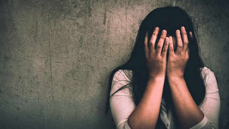 पत्नी से शादी कर प्रेमिका के साथ किया रेप, पुलिस ने किया मामल दर्ज