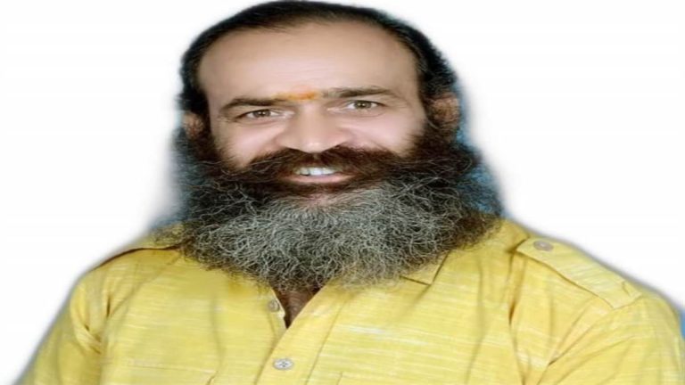 बेटे ने की सीने पर कुल्हाड़ी मारकर पिता की हत्या, बंटवारा को लेकर था नाराज