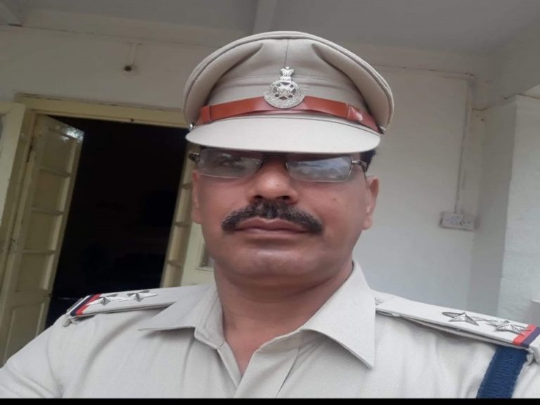 युवक के साथ सेक्स के मामले में फरार TI पुलिस ने दबोचा