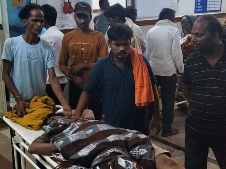 जमीनी विवाद को लेकर दबंगो ने तीन भाइयों के साथ की मारपीट