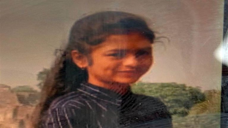 आदिवासी 11वीं की एक छात्रा ने फांसी लगाकर की आत्महत्या