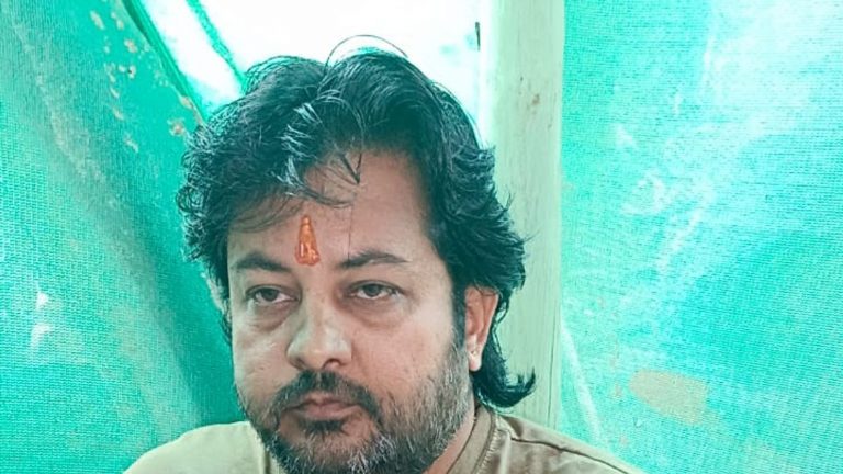 लोकायुक्त टीम ने ग्रापं सचिव को रिश्वत लेते पकड़ा