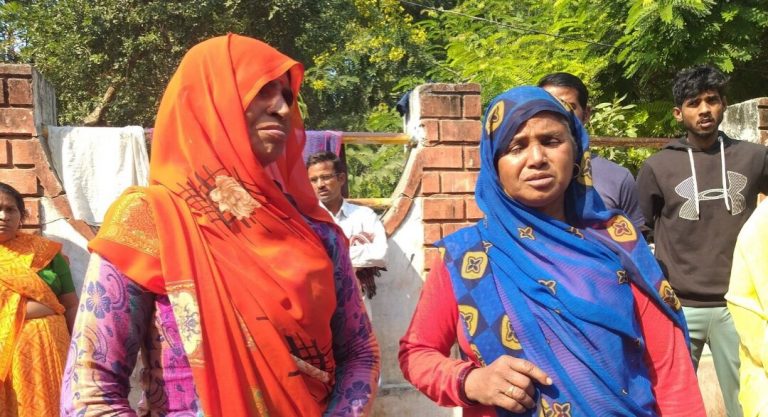 पति ने गर्भवती पत्नी को लगाया करंट, घायल पत्नी ने बेटे को दिया जन्म