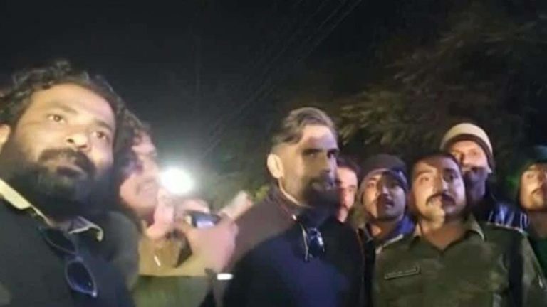 MP में अभिनेता सुनिल शेट्‌टी की पुलिस ने रोकी कार, तो फिर हुआ ये