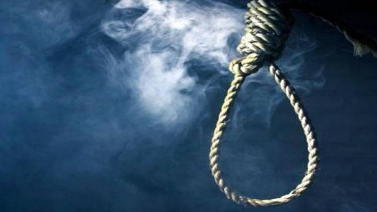 फौजी निकला ड्यूटी के लिए, तो पत्नी फांसी के फंदे पर झूली