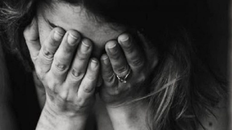 युवती को होटल में बुलाकर किया दुष्कर्म